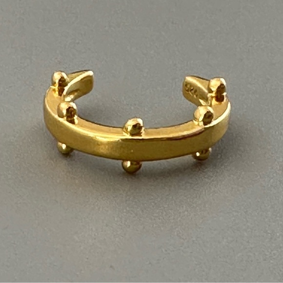 14k Gold Vermeil Dainty Ear Cuff - Picture 9 of 16